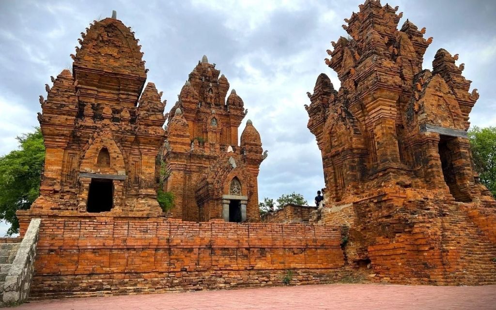 Cụm tháp Po Klong Garai Phan Rang