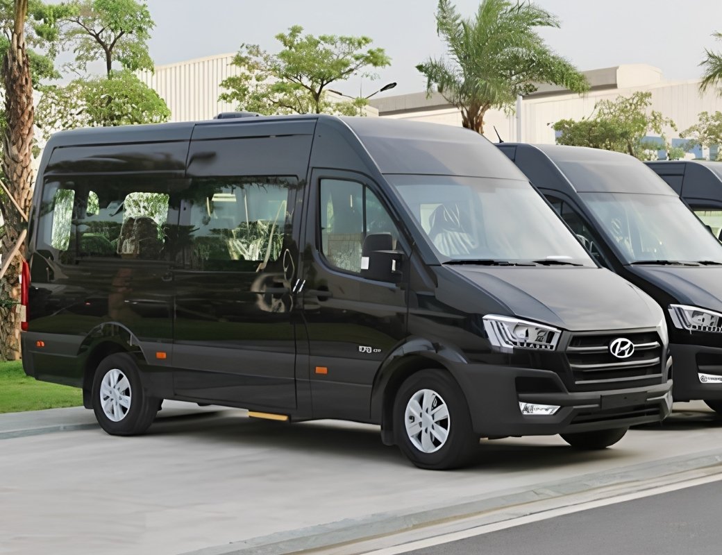 Xe limousine trên tuyến Phan Thiết - Đà Lạt
