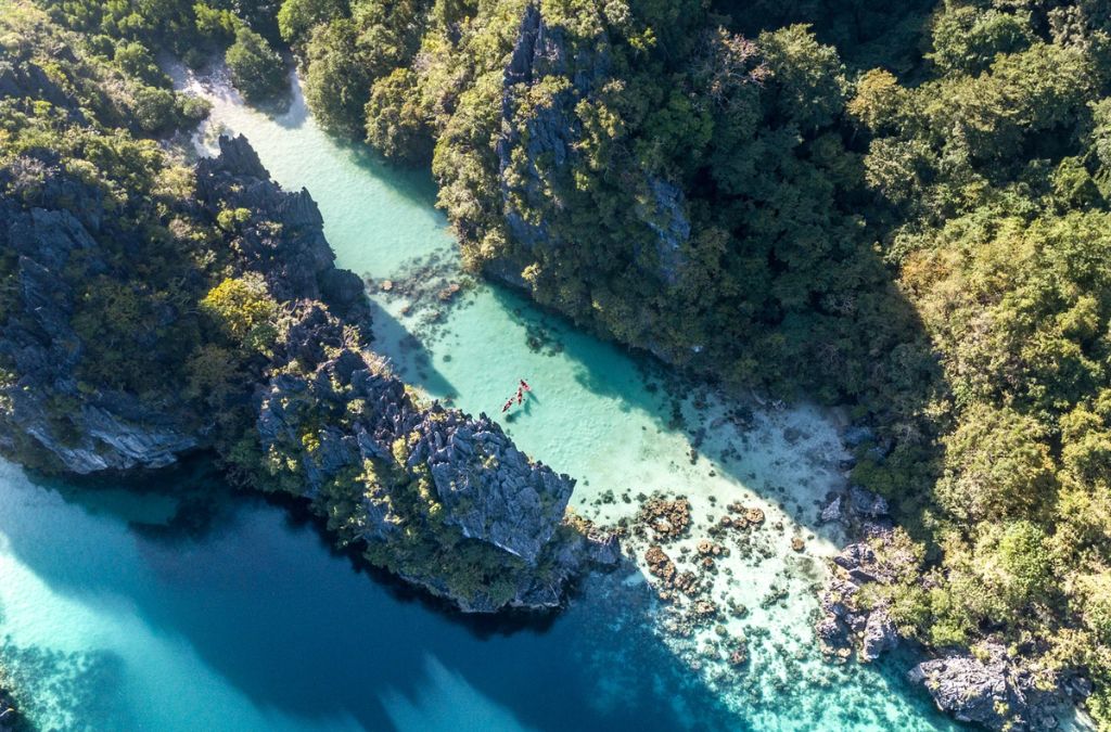 Big Lagoon xanh ngọc giữa những vách đá vôi tại El Nido
