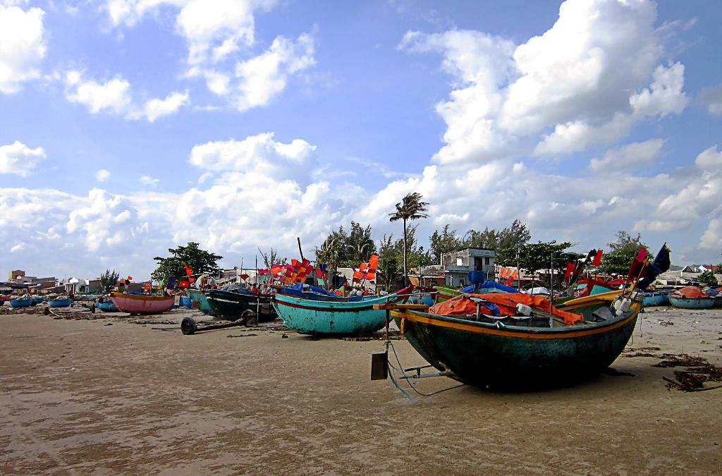 Nhịp sống làng chài trong hành trình du lịch Phước Hải