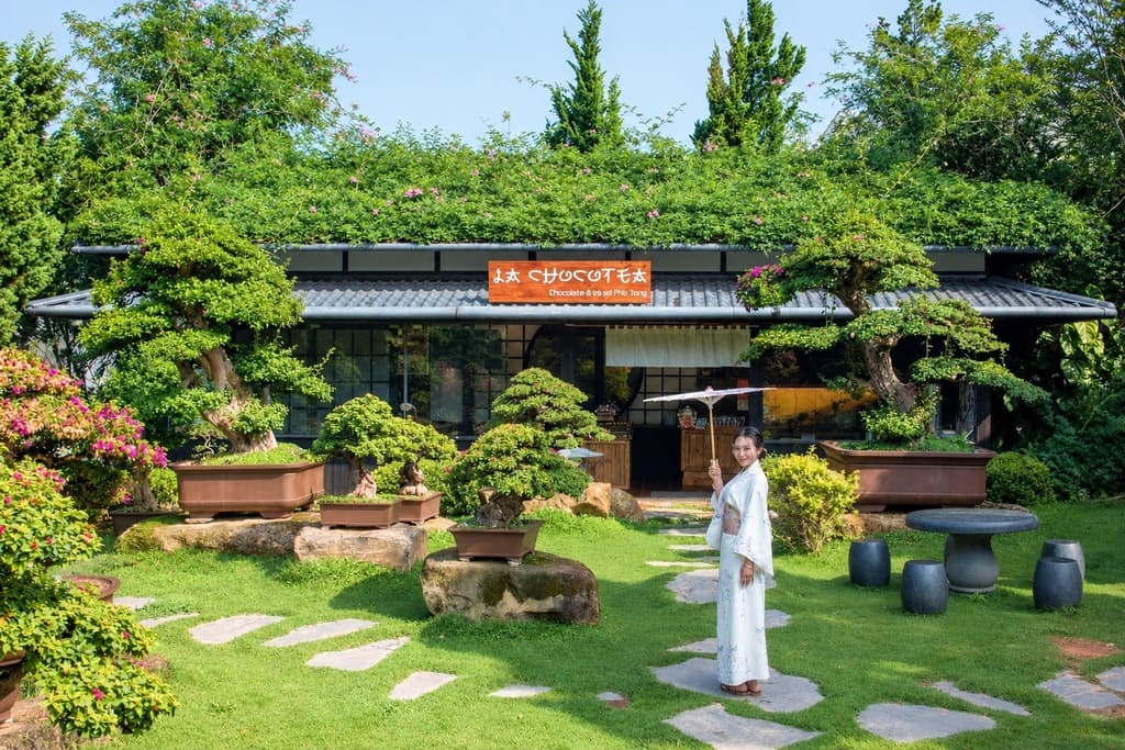 Khu vườn bonsai phong cách Nhật tại Quê Garden Đà Lạt