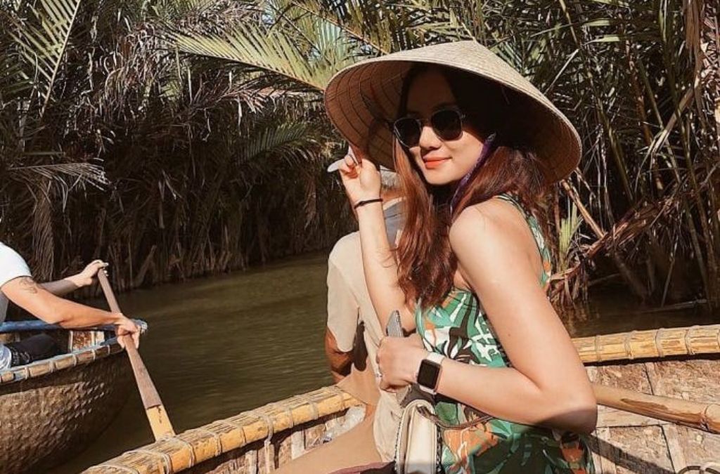 Check-in tại Rừng dừa bảy mẫu