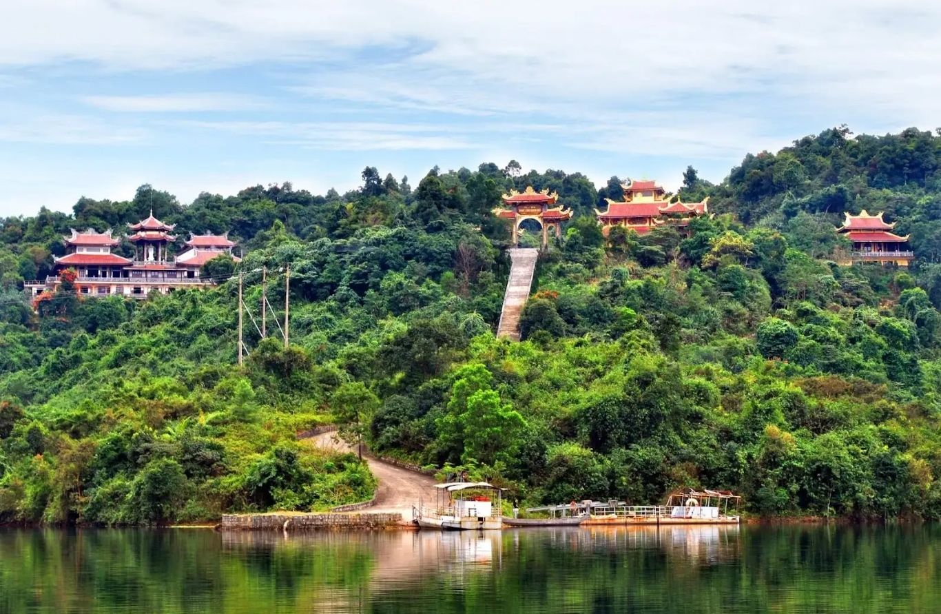 Thiền viện Trúc Lâm - điểm đến tâm linh thanh tịnh