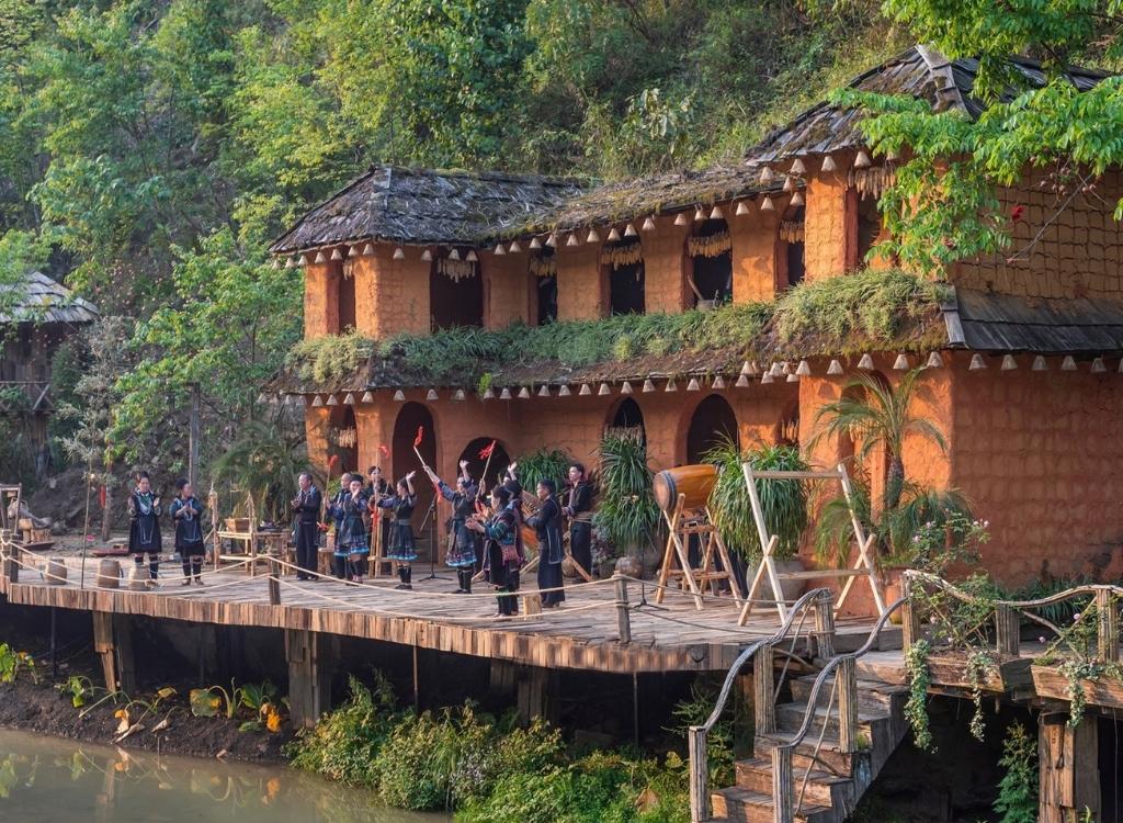 Khu tham quan bản Cát Cát