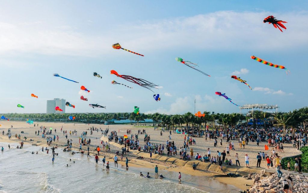 Bãi biển Hồ Tràm