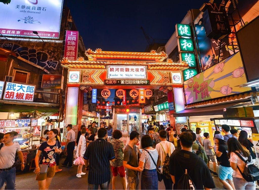 Chợ đêm Raohe ở Đài Bắc.