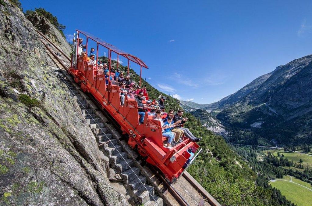 Tàu leo núi Gelmerbahn