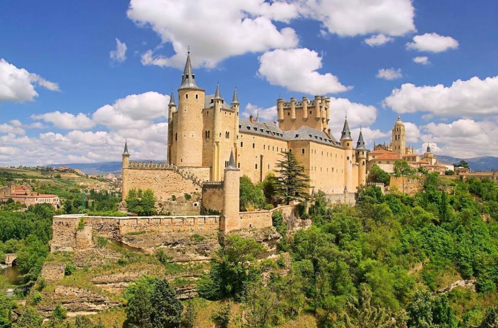 Pháo đài Alcázar tại Toledo Tây Ban Nha