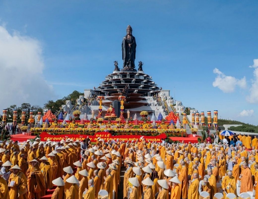 Không gian Hội Xuân tại núi Bà Đen. 
