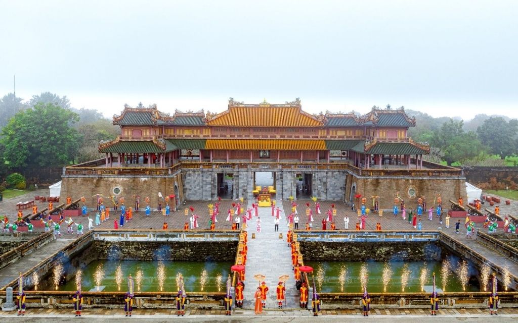 Huế dịp Tết Âm lịch