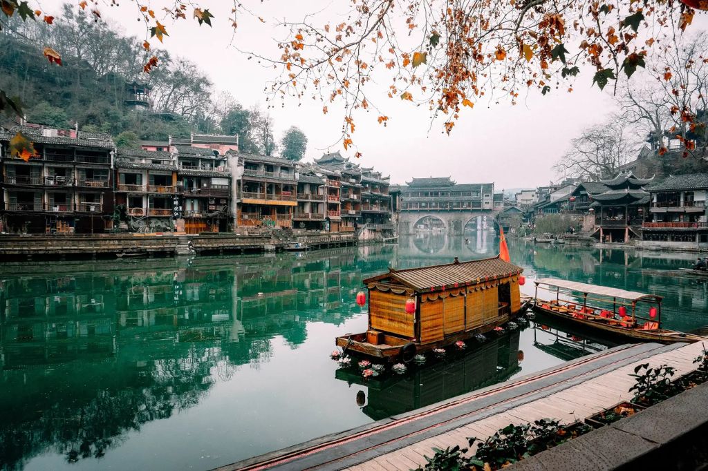Phượng Hoàng Cổ Trấn Trung Quốc
