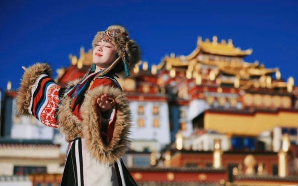 Khăn choàng và sản phẩm dệt
