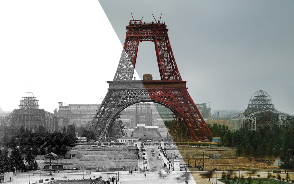 Tháp Eiffel đã trải qua nhiều lần cải tạo và nâng cấp