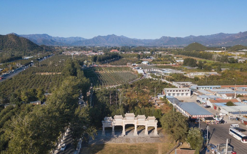 Giá vé tham quan Thập Tam Lăng 