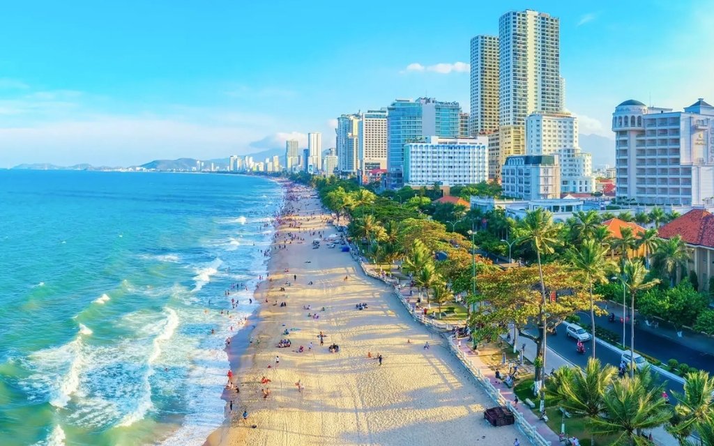 Toàn cảnh bãi biển Nha Trang 