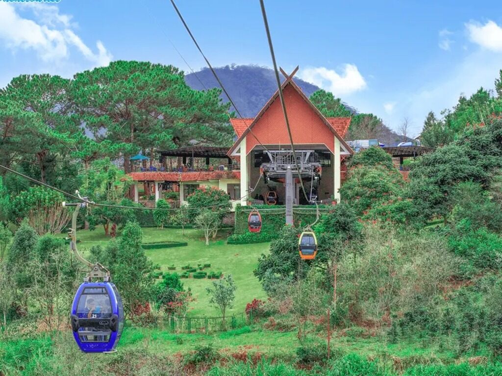 Cáp treo đồi Robin đi Thiền viện Trúc Lâm