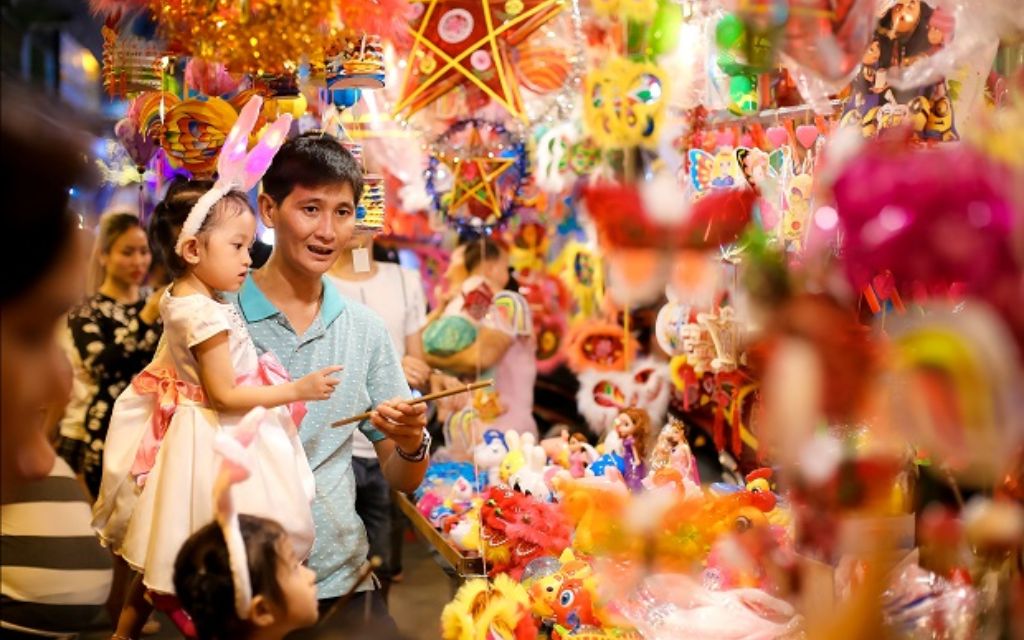 Khung giờ đẹp trong ngày khi vui chơi trung thu