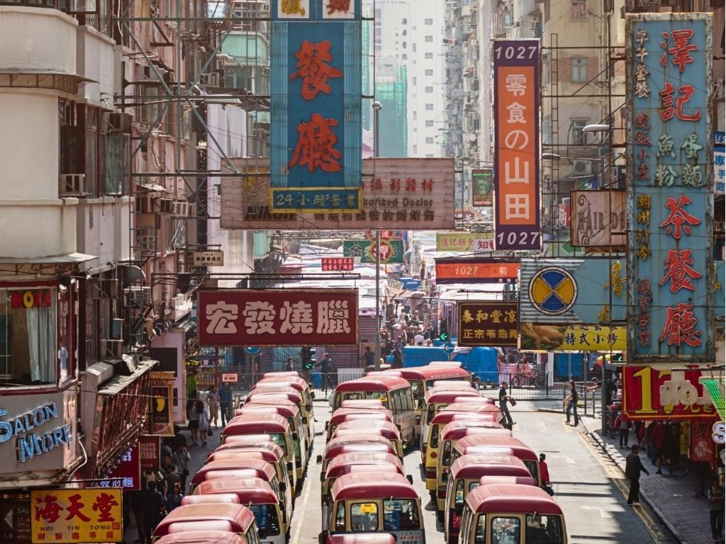 Khu chợ nhộn nhịp tại Mong Kok, Hong Kong