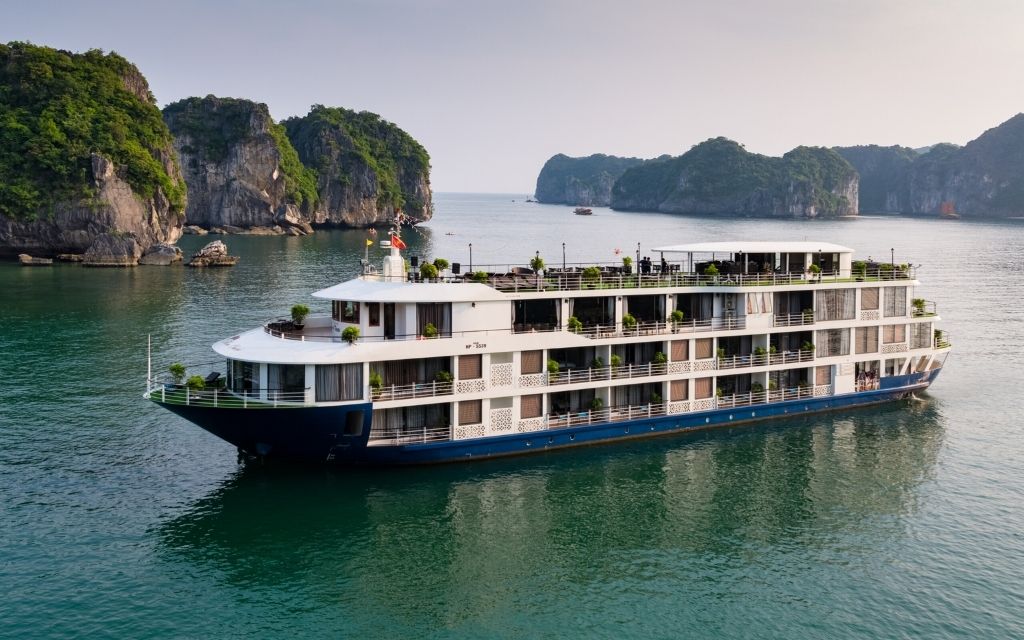 Du thuyền Mon Chéri Cruises và Orchid Cruises