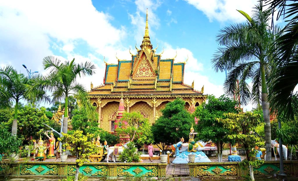 Chùa Monivongsa Bopharam - ngôi chùa Khmer nổi tiếng ở Cà Mau
