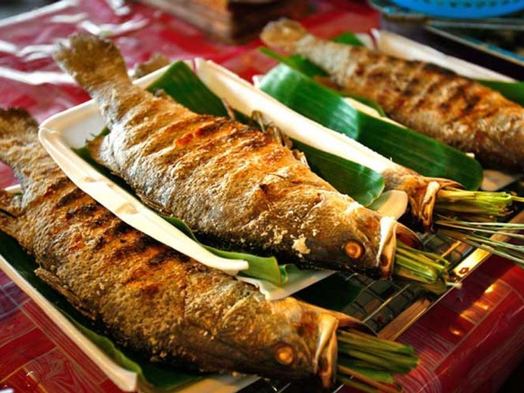 Cá suối nướng Y Tý