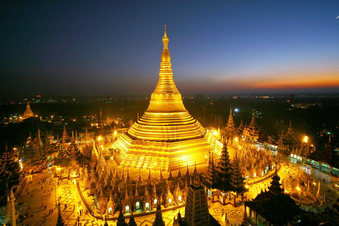 Quần thể chùa Shwedagon tỏa sáng lấp lánh