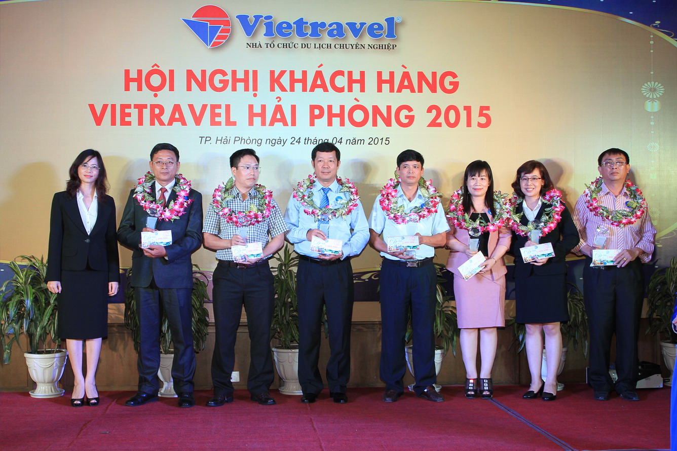 Vietravel Hải Phòng tổ chức Hội nghị khách hàng năm 2015
