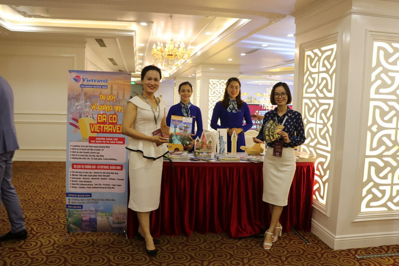 Vietravel Quảng Ninh tham dự Hội Ngộ Đỉnh Cao BNI 2018