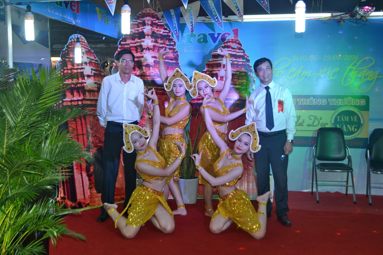 Vietravel tham gia xúc tiến du lịch tại Hội chợ Công thương khu vực Nam Trung Bộ - Bình Định 2016