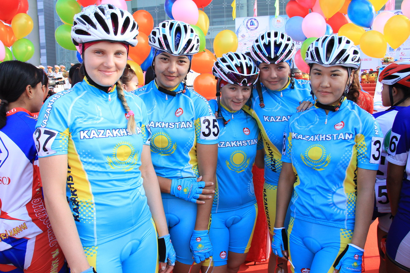 Vietravel tài trợ Giải Xe đạp nữ Quốc tế Bình Dương