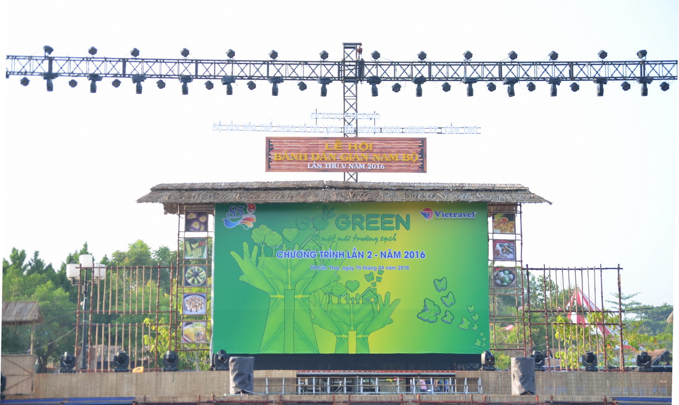 Vietravel tiếp tục hành trình  “Go Green - Vì một môi trường sạch” đợt 2 tại Lễ hội Bánh Dân gian Nam Bộ lần V - năm 2016