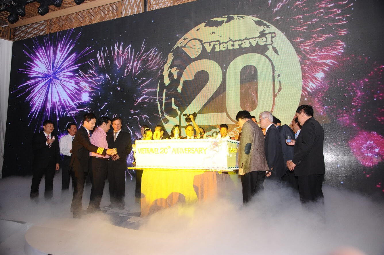 Hội nghị khách hàng Vietravel 2015  -  'Vietravel 20th Anniversary Golden Flight'