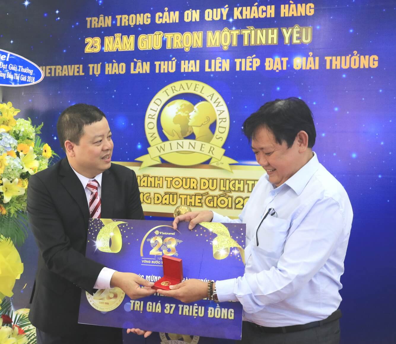Chúc mừng 23 khách hàng trúng thưởng đồng tiền vàng Vietravel