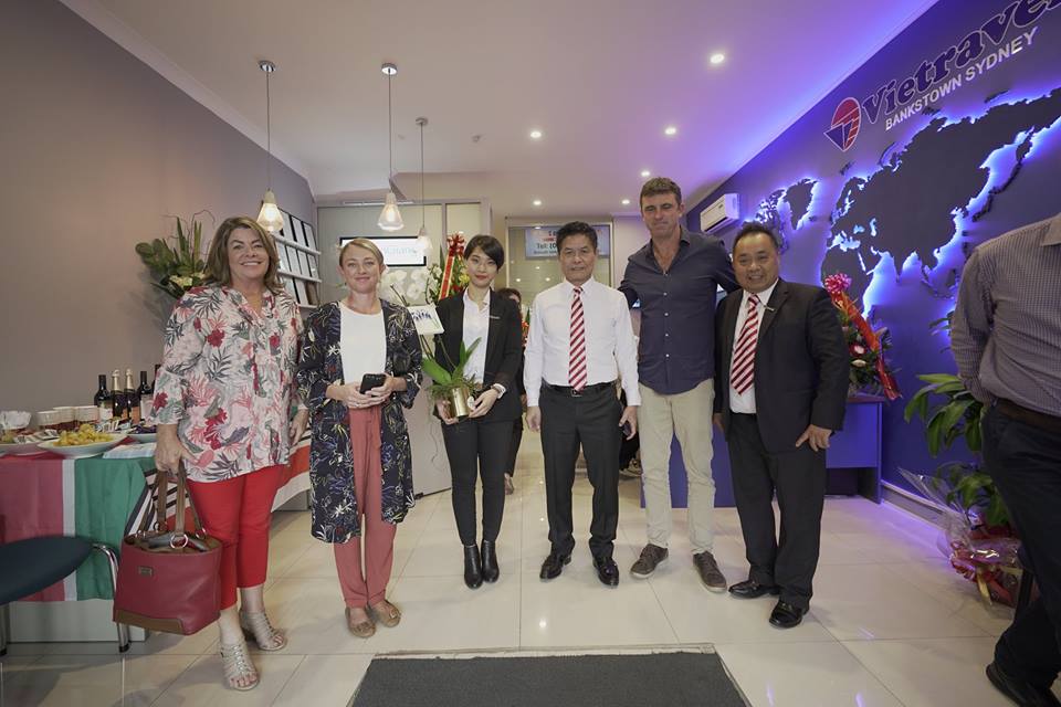 The jubliant opening ceremony of the Vietravel office in Sydney, Australia