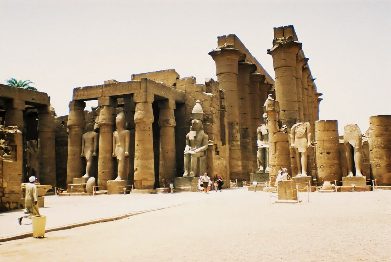 Khám phá kho báu Ai Cập