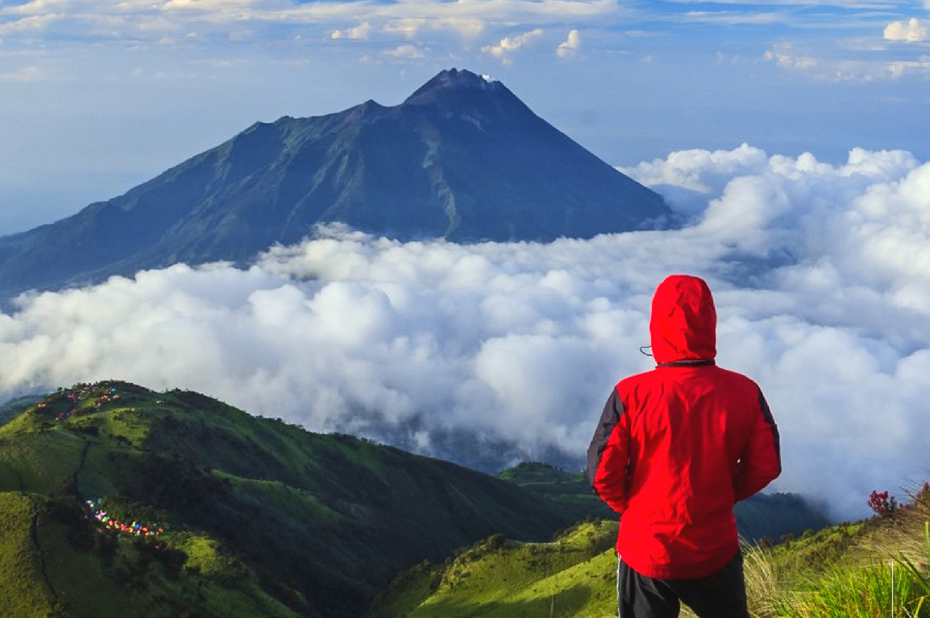 Du lịch Indonesia - Trekking núi lửa Bromo và săn ngọn lửa xanh Ijen