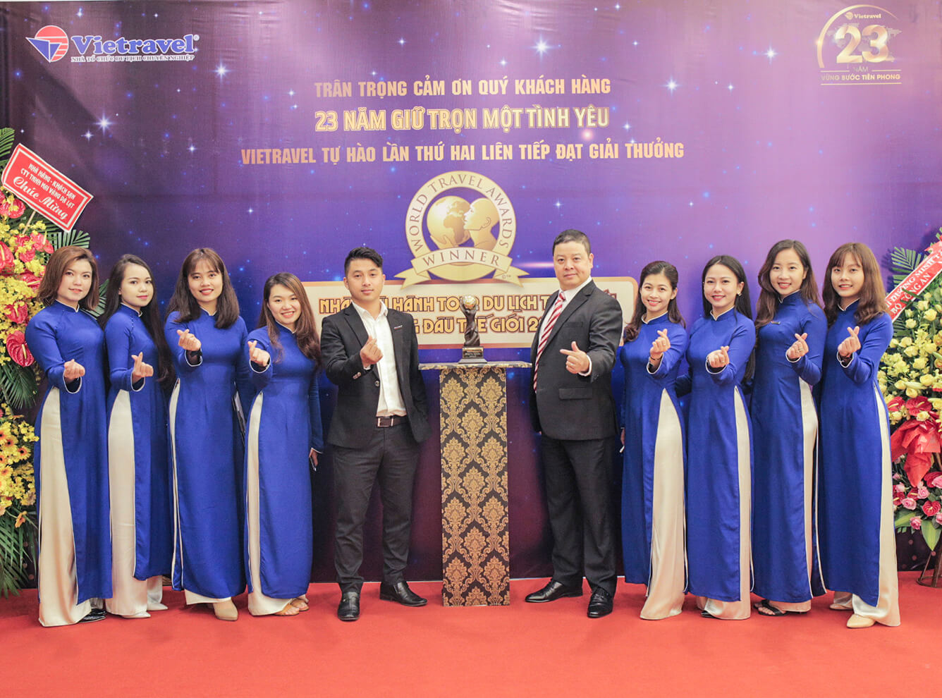 Hành trình xuyên Việt rước cúp 'World Travel Awards' lần II và trưng bày tại Vietravel Đà Lạt