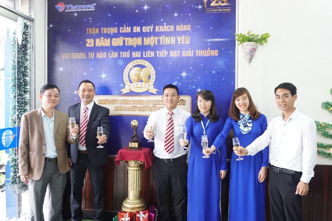 Lan tỏa tri ân, ngập tràn ưu đãi nhân dịp đón cúp 'World Travel Awards' tại chi nhánh Vietravel Huế