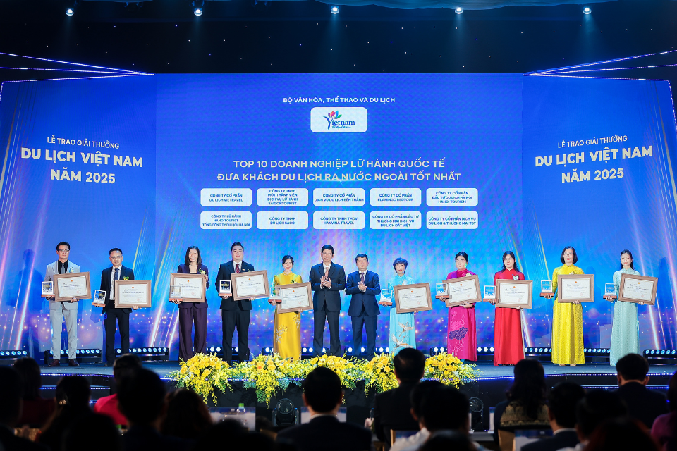 Vietravel vinh dự nhận Giải thưởng Du lịch Việt Nam 2025 - Khẳng định dấu ấn 30 năm tiên phong