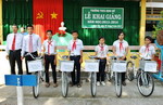 VIETRAVEL LONG XUYEN IN COMPANIONSHIP WITH THE “GIVING ADDED STRENGTH TO SCHOOL” PROGRAM