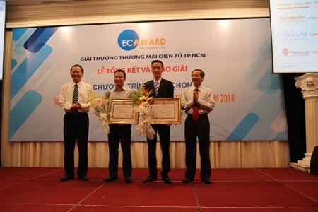 Vietravel đứng đầu ngành du lịch về giải thưởng “Thương mại điện tử TP.HCM” ECAward lần VI