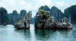 Malaysian tourism minister proposes helicopter tourism for Ha Long Bay