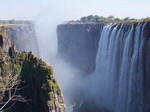 Zimbabwe tourism hits back