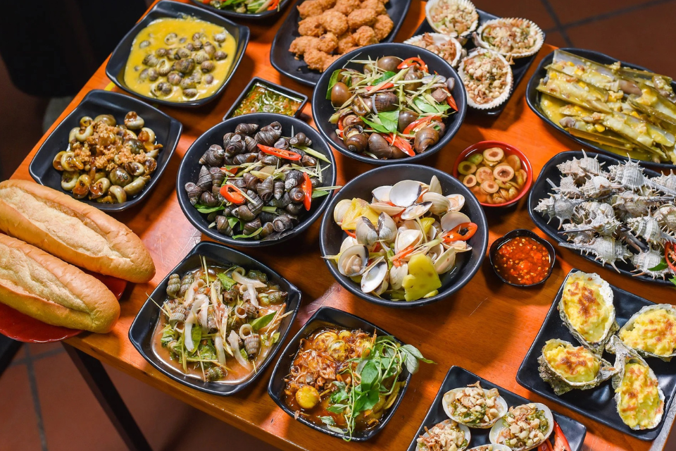 Top món ngon không thể bỏ lỡ khi đi food tour ở Hải Phòng