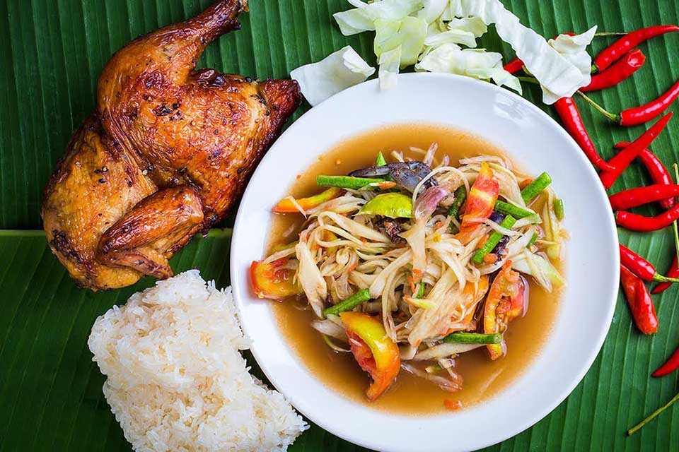 Khám phá ẩm thực Pattaya: 8 món ăn đặc sản Thái Lan không thể bỏ lỡ