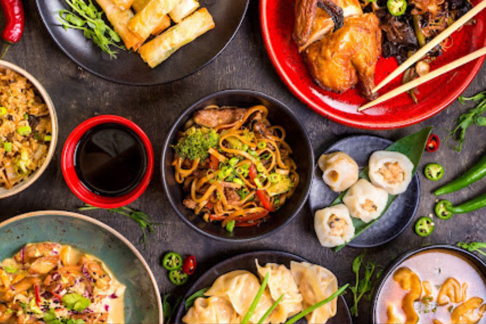 Ẩm thực Thành Đô có gì hấp dẫn? Top 10+ món ăn nổi tiếng mang đặc trưng vùng đất Tứ Xuyên