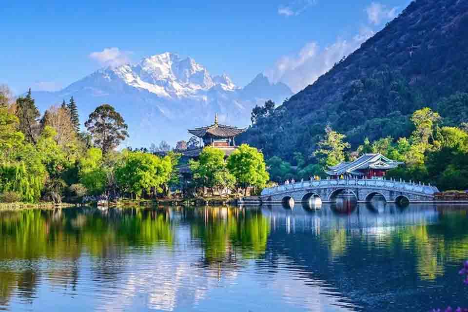 Khám phá những thiên đường tuyệt sắc tại các địa điểm du lịch Trung Quốc nổi tiếng
