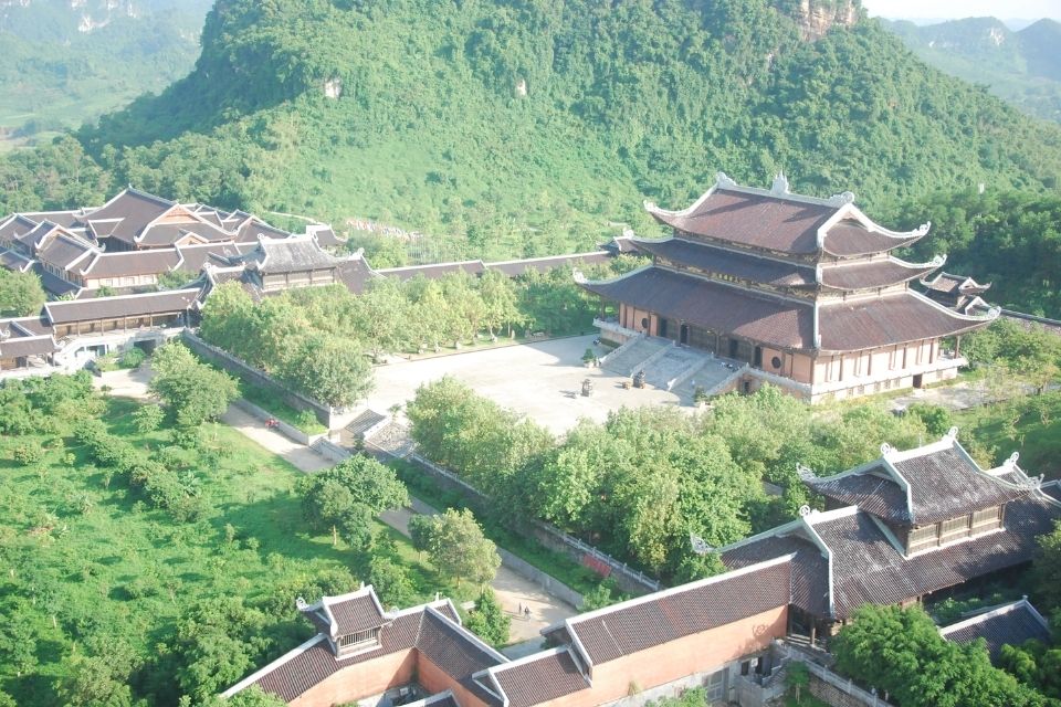 Du lịch Chùa Bái Đính: Kinh nghiệm khám phá quần thể tâm linh lớn nhất Việt Nam