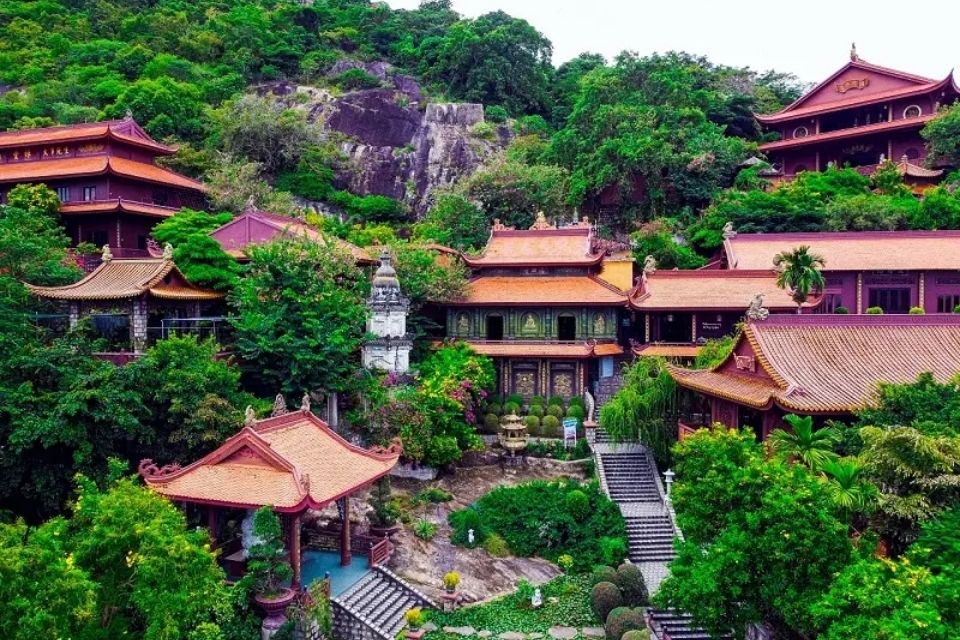 Khám phá Chùa Hang - Top 10 địa điểm chiêm bái tâm linh nổi tiếng