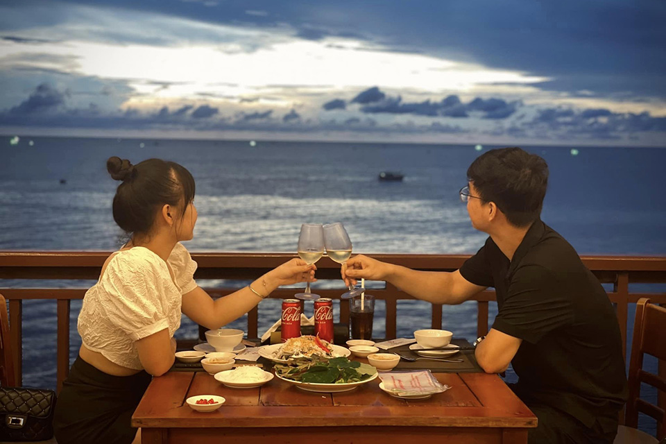 Top 8 địa điểm ăn uống ngon nhất ở Phú Quốc